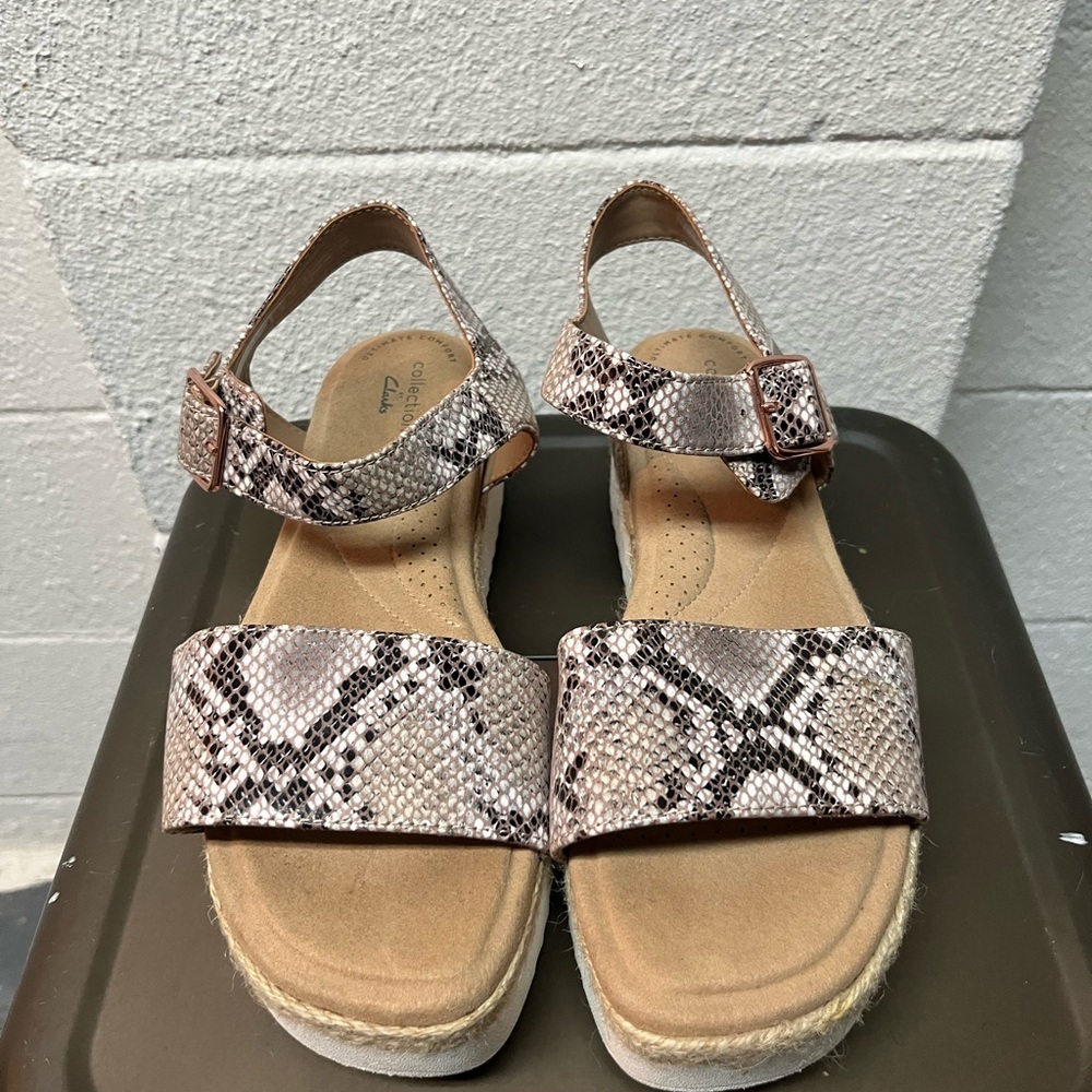 Clarks Snakeskin Pattern Sandals - Picture 2 of 9